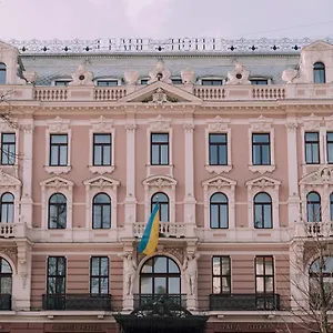 Hotel Grand Casino &, Leópolis